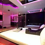 Motel Secrets 4